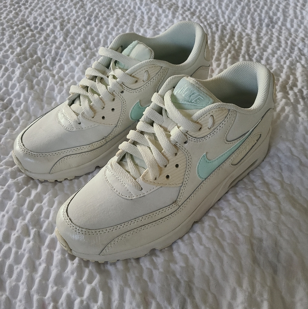 Nike Air Max 90 Sneaker